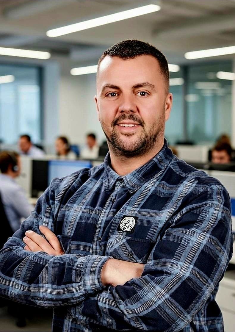 Vullnet Kamberi - Mentor/Trainer i Kursit të Telemarketingut në Beterway